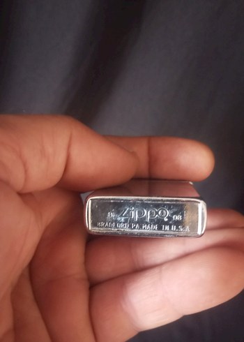 Diğer Zippo çakmak
