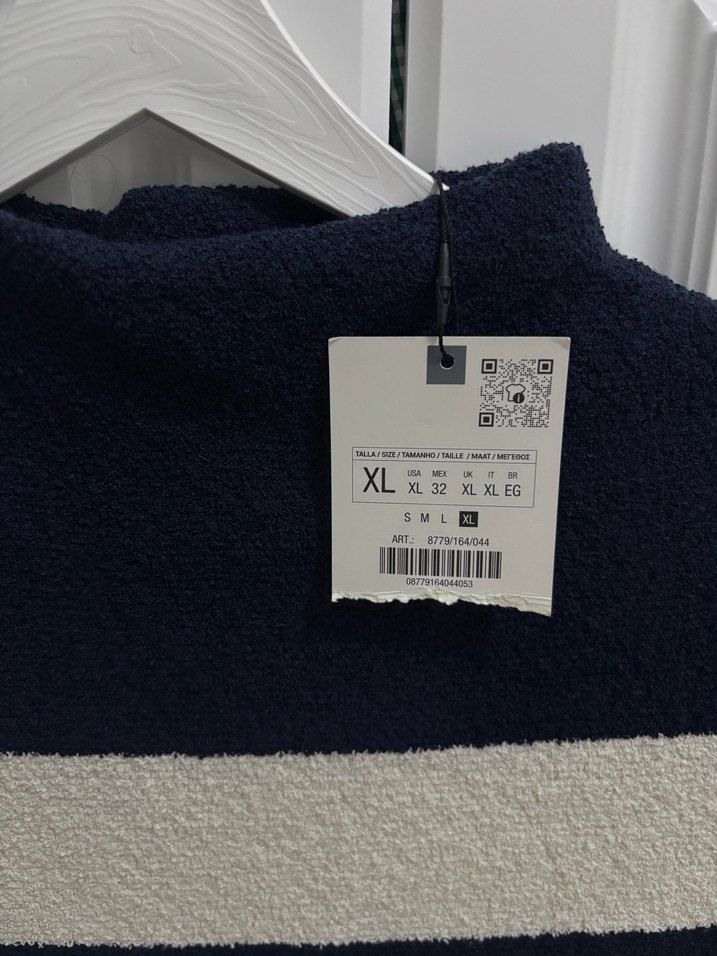 Çizgili Kolsuz Midi Triko Elbise - Görsel 3