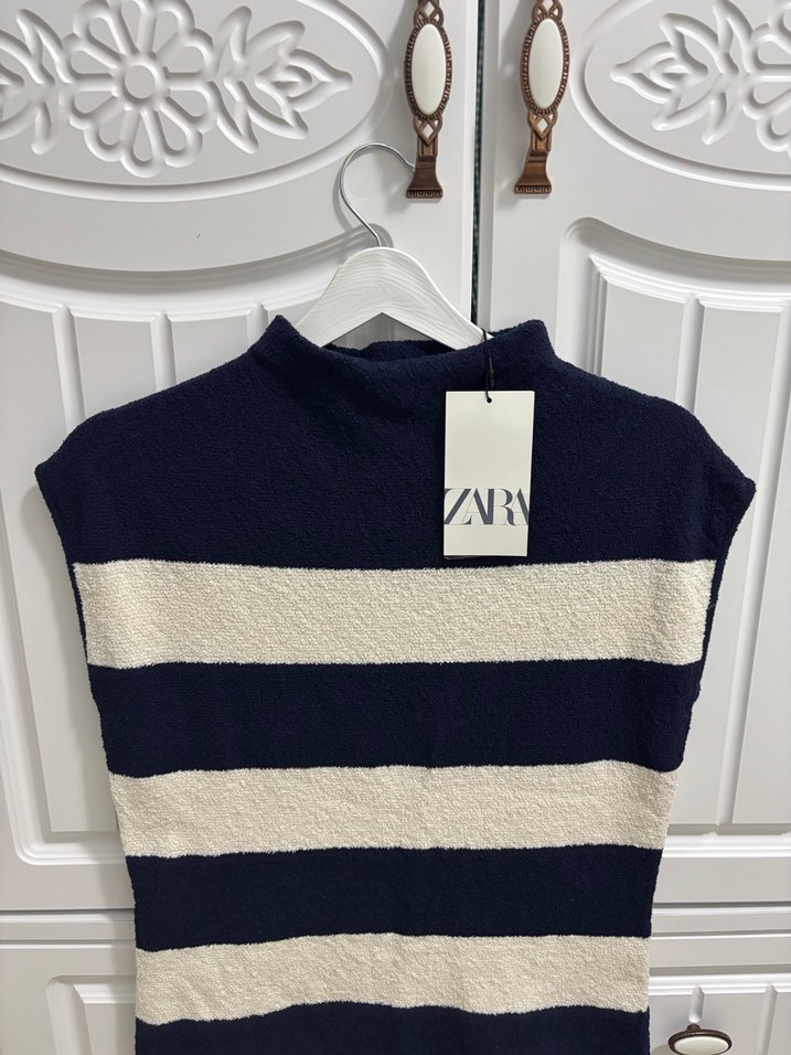 Çizgili Kolsuz Midi Triko Elbise - Görsel 2