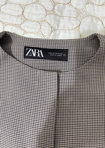 Düğmeli V Yaka Kolsuz Kadın Yelek - Görsel 3