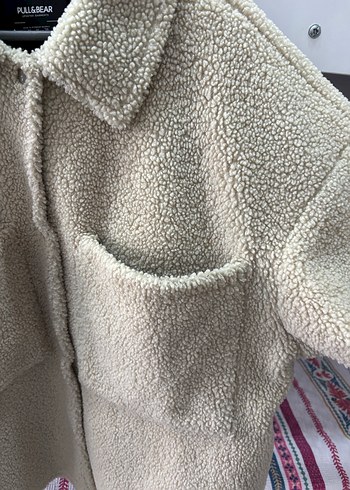 Pull and Bear Bej Kadın Peluş Midi Ceket