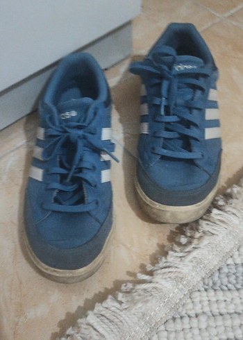 Adidas orjinal spor ayakkabı