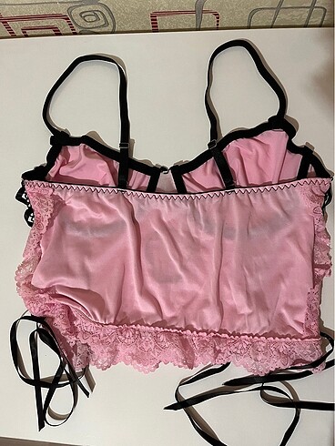 Sheinside Gotik pembe büstiyer crop