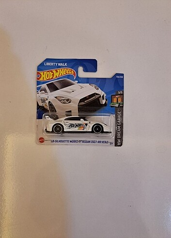 Hot wheels gtr