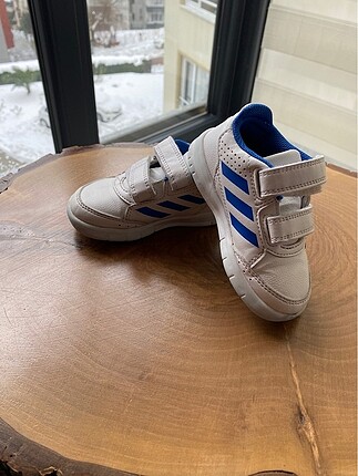 Spor ayakkabı Adidas