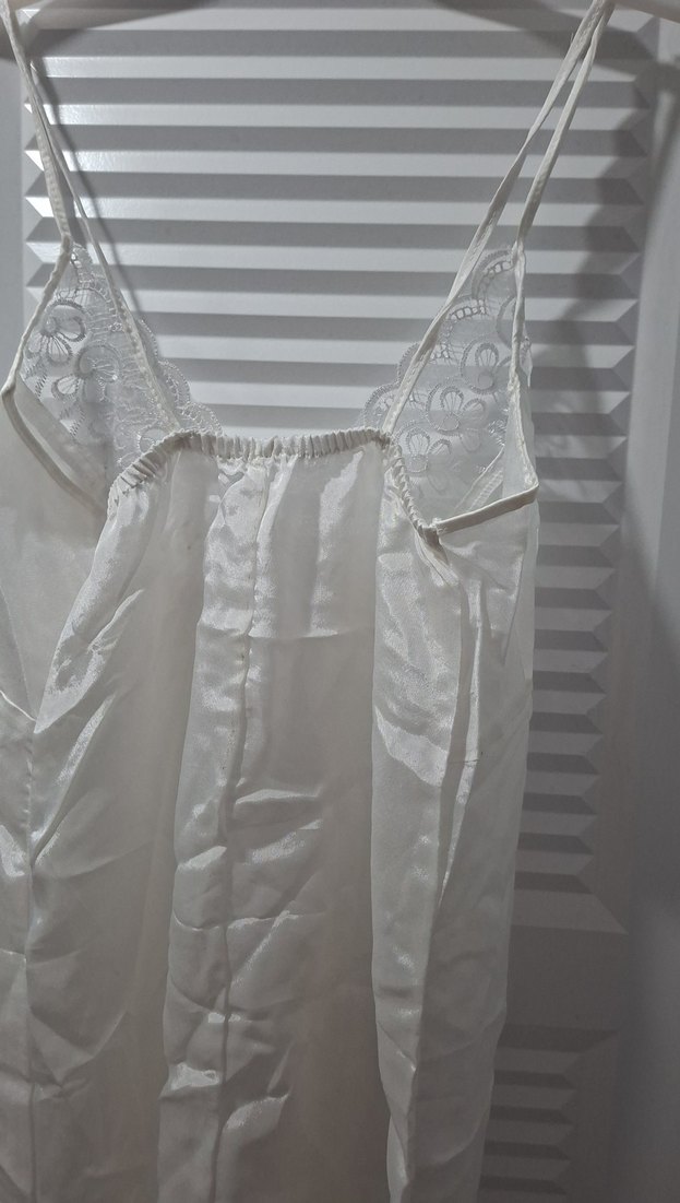 Uzun Beyaz Nakışlı Bohem Kadın Sabahlık - Görsel 3