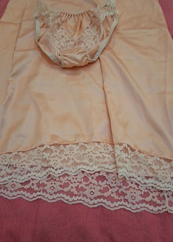 Dantel Detaylı Pudra Rengi Kadın Gecelik Takımı - Görsel 2