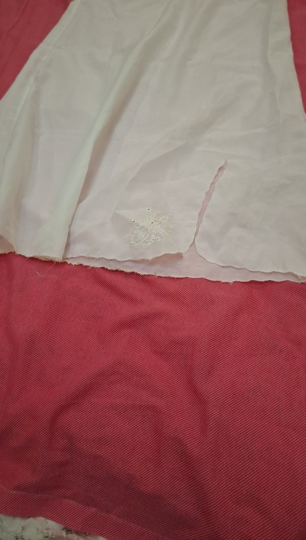 Nakışlı Beyaz Midi Kadın Gecelik - Görsel 3