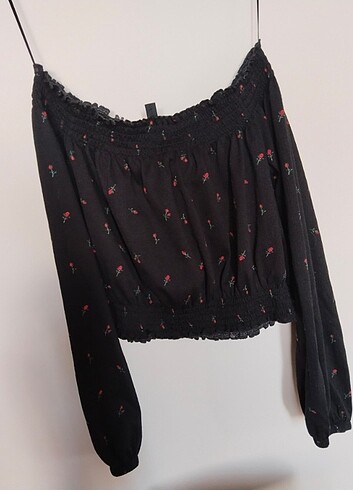 H&M siyah uzun kollu crop bluz