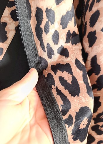 Leopar Desenli Kadın Yağmurluk, Fermuarlı, Uzun - Görsel 7