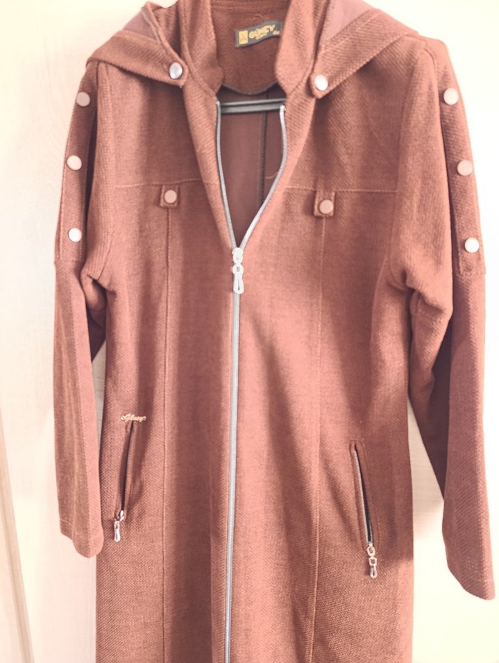 Düğmeli Kahverengi Uzun Kadın Kaban - Görsel 2