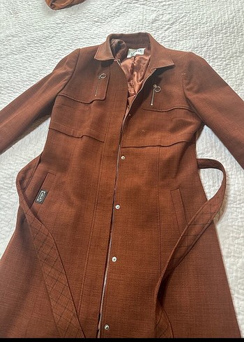 Düğmeli Uzun Kahverengi Kadın Kaban - Görsel 2