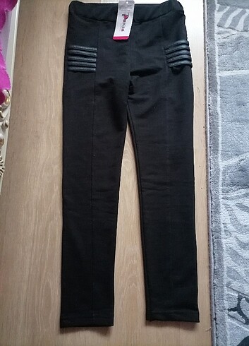 LC Waikiki 9yaş tayt
