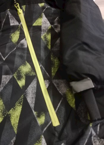 LC Waikiki erkek çocuk kayak montu - Görsel 7