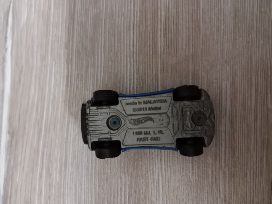 hot wheels cast 4wd Z 2013 rolü (17) model - Görsel 5