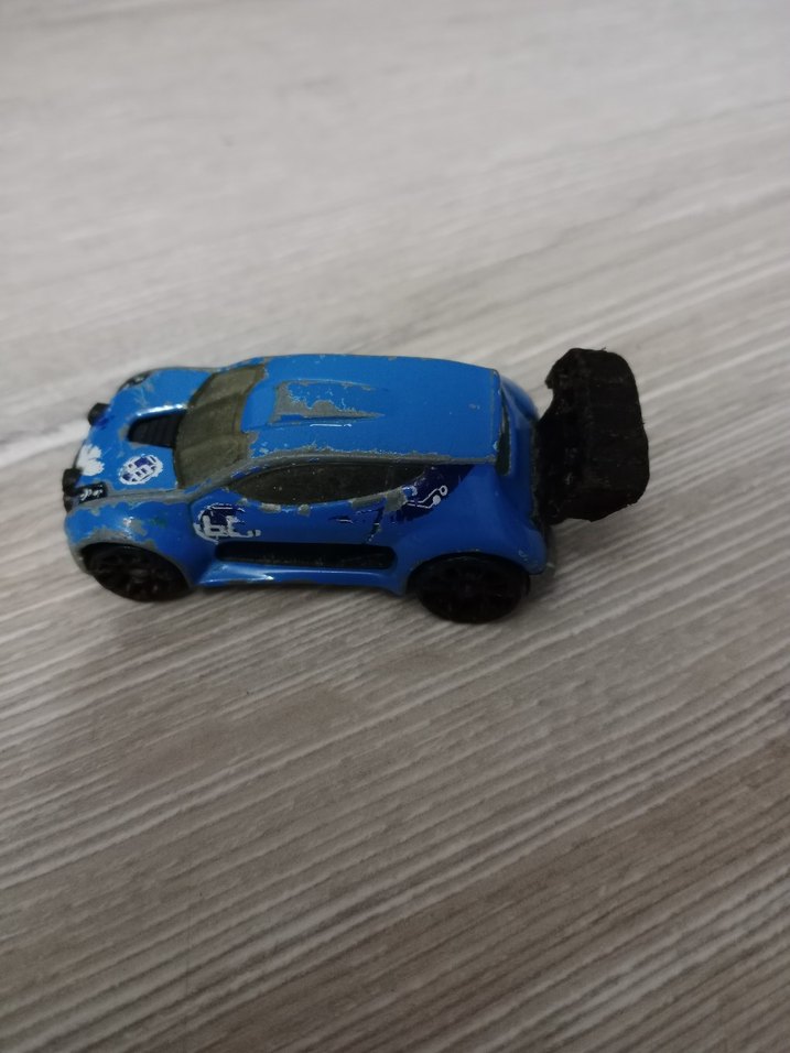 hot wheels cast 4wd Z 2013 rolü (17) model - Görsel 2
