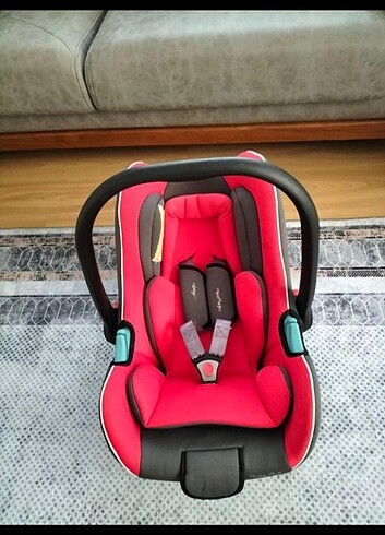Baby hope ana kucağı