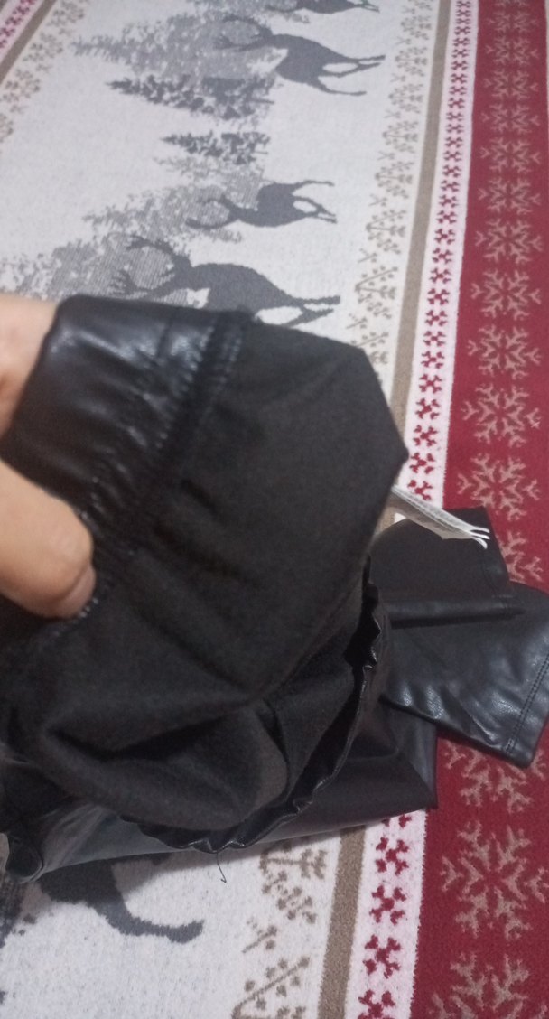 Siyah Parlak Deri Kadın Tayt - Görsel 5