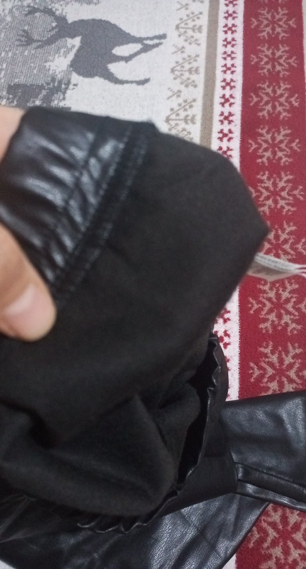 Siyah Parlak Deri Kadın Tayt - Görsel 4