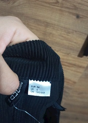 Kadın Siyah Denim Askılı Midi Salopet - Görsel 5