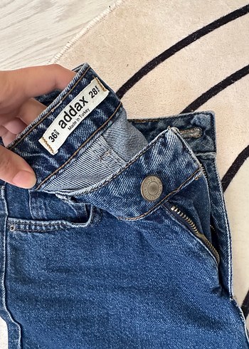 28 Beden Düğmeli Mavi Kadın Kot Pantolon