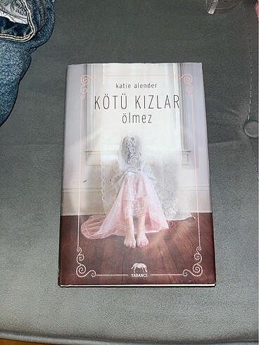 Kötü kızlar ölmez ciltli