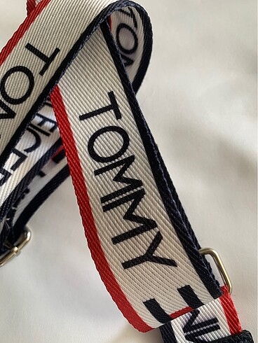  Beden Tommy Hilfiger Çanta