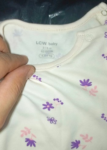 Uzun Kollu Çiçek Desenli Bebek Body - Görsel 2