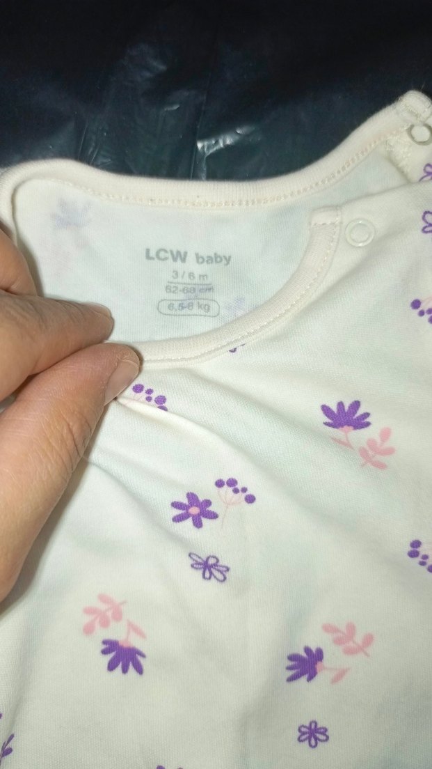 Uzun Kollu Çiçek Desenli Bebek Body - Görsel 2