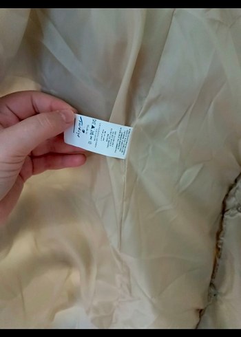 Bej Renk Kadın Şişme Kaban - Görsel 5