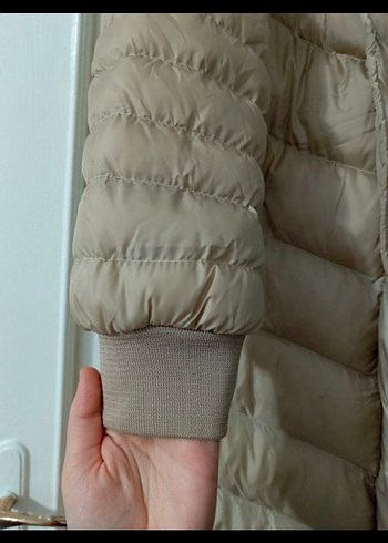 Bej Renk Kadın Şişme Kaban - Görsel 3