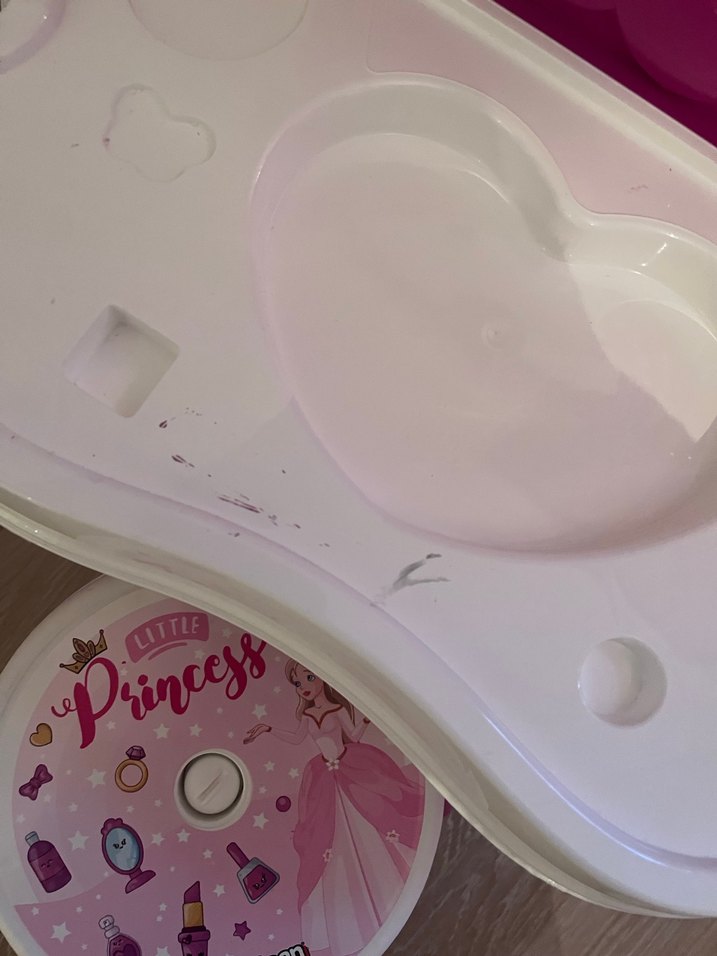 Pembe Kalpli Ayna ve Tabureli Çocuk Oyun Masası - Görsel 5