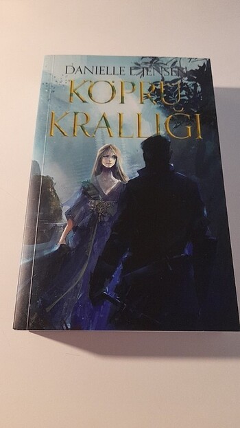 Köprü krallığı kitap