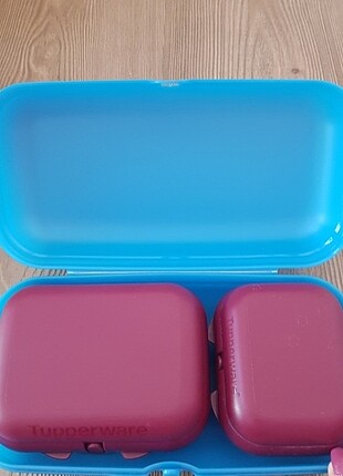 TUPPERWARE