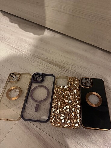 Diğer 4 adet iPhone 14 kılıf