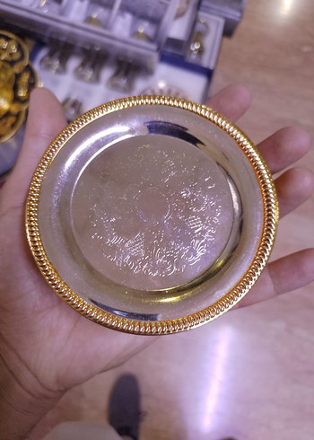 Diğer Altın ve gümüş Renkli Desenli 6lı çay bardağı Tabak Seti