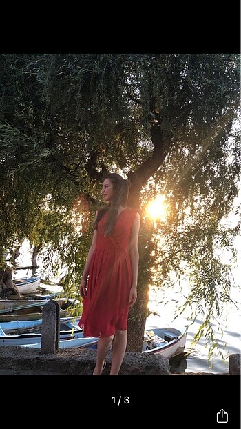 Kırmızı Elbise