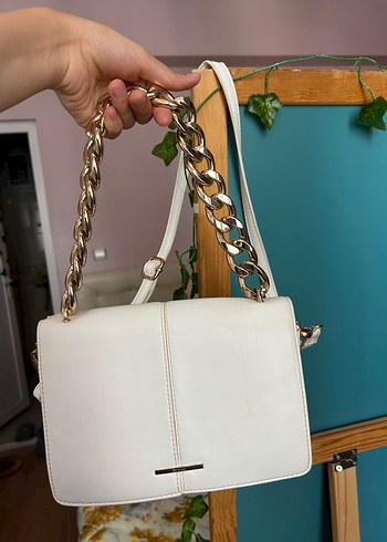 Beyaz Deri Zincir Detaylı Kadın Çanta - Görsel 2