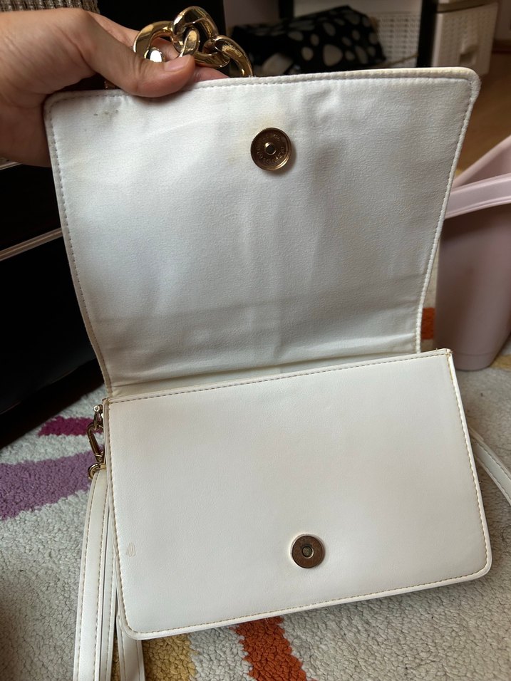 Beyaz Deri Zincir Detaylı Kadın Çanta - Görsel 5