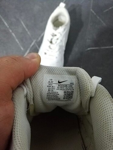 36,5 Beden beyaz Renk Nike beyaz spor ayakkabı No: 36,5