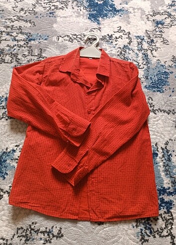 7 Yaş Beden kırmızı Renk Gömlek 