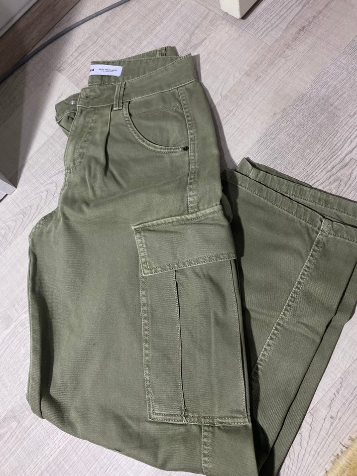 Bershka Haki Kargo Pantolon - Görsel 2