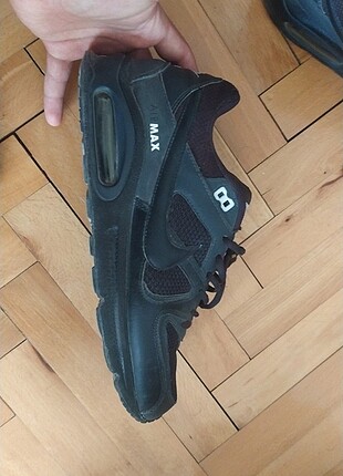 44 Beden Nike airmax command 44