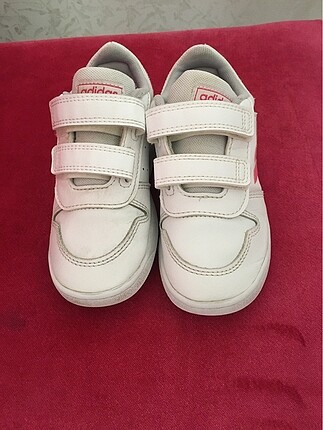 Adidas spor ayakkabı