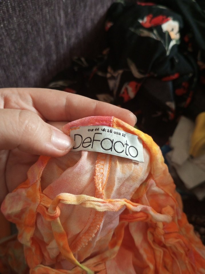 Turuncu Elbise - Görsel 2