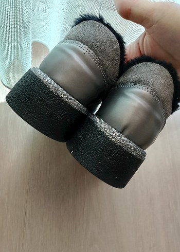 Gri Kürklü Kadın Dolgu Topuk Bot - Görsel 5