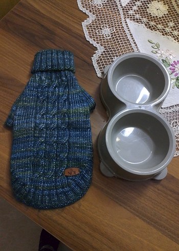 Örgü Köpek Kazağı ve Mama Tabağı