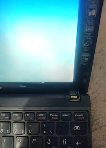 Lenovo küçük diz üstü bilgisayar  - Görsel 3