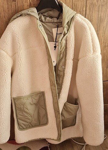Pull and bear kapüşonlu suni yünlü ceket