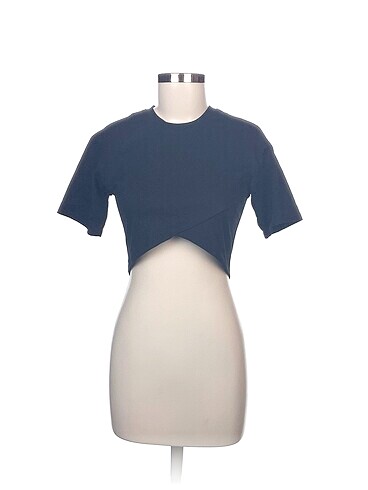 Delta T-shirt %70 İndirimli.